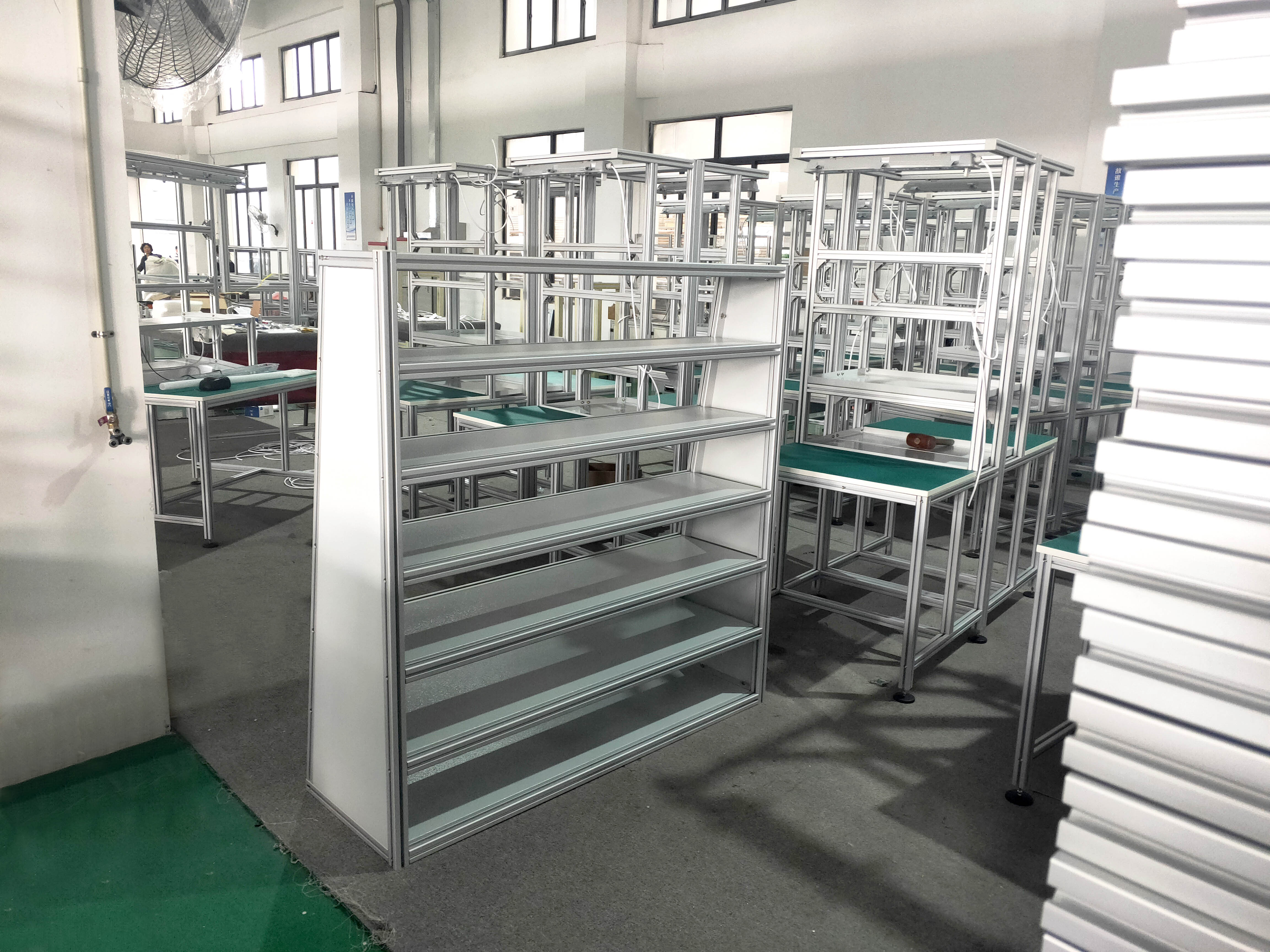 泰州鋁合金框架廠家，用8080型材搭建哪類框架？